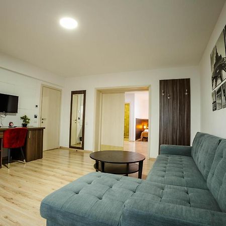 Bliss Inn Tunari Voluntari エクステリア 写真