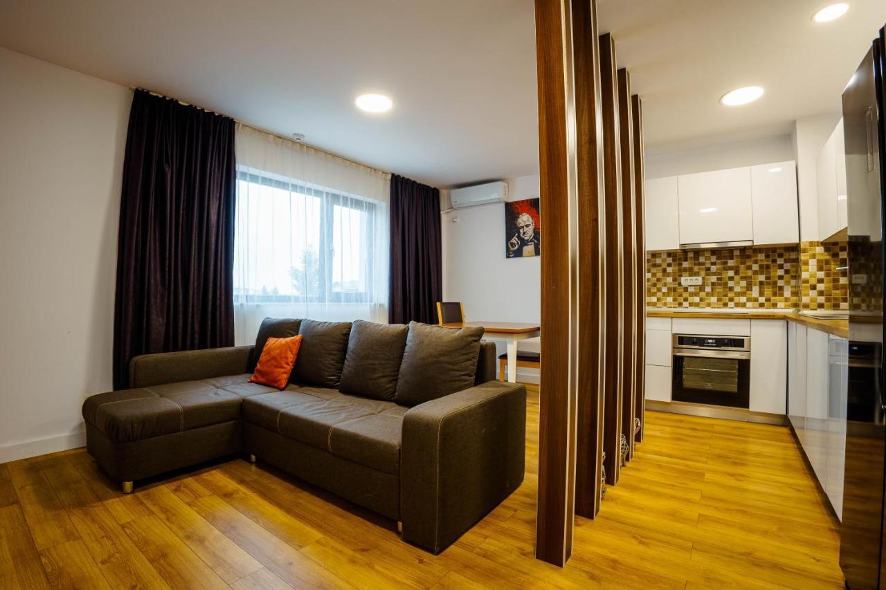 Bliss Inn Tunari Voluntari エクステリア 写真